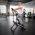 Lépcsőzőgép ZenPeak 30, elektromos terhelés, csúszásmentes felület, kapaszkodók, LCD kijelző, italtartó, iConsole+, taposógép inSPORTline