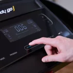 Összecsukható futópad HC HOME FITNESS YKET2102A, 2.5 LE, 45 cm széles futófelület, max.100kg, Bluetooth (Zwift, Kinomap)
